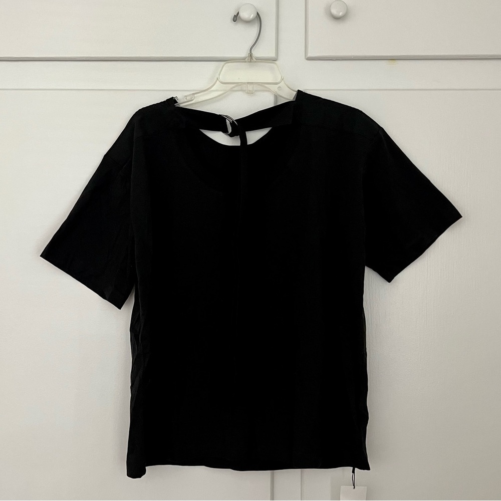 Moussy Shirt with Adjustable Back Ribbon
